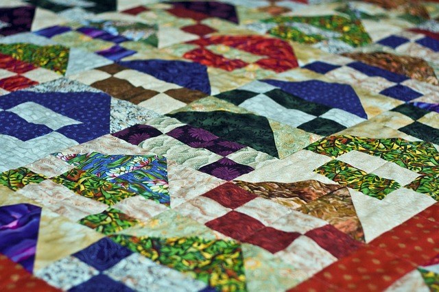 quilt-716838_640.jpg