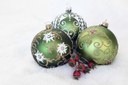 christmas-bauble-2956231_640.jpg